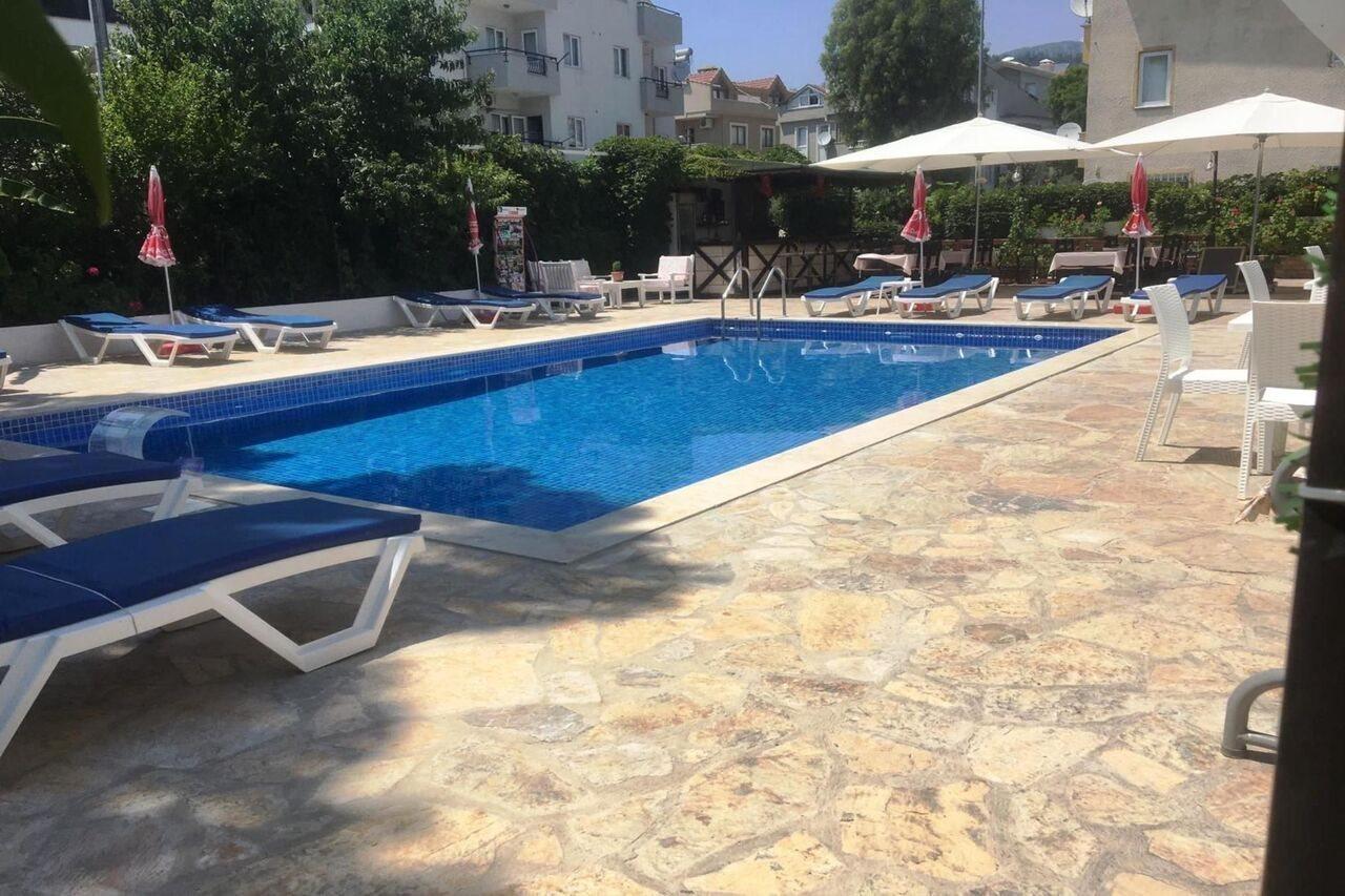 Uenver Hotel Adana Exterior photo