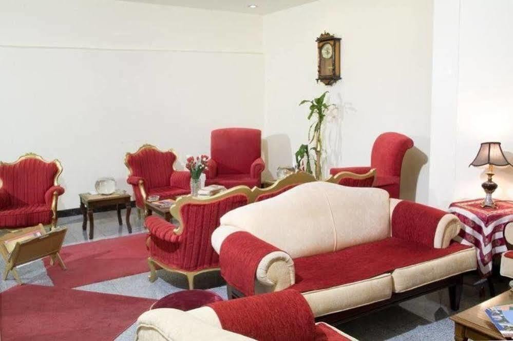 Uenver Hotel Adana Exterior photo